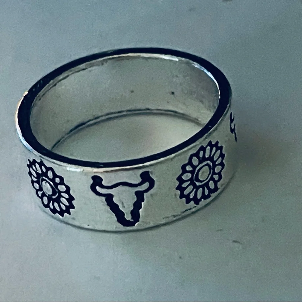 New Artisan Native Silver Bull Sunflower Minimalist Southwestern Ring